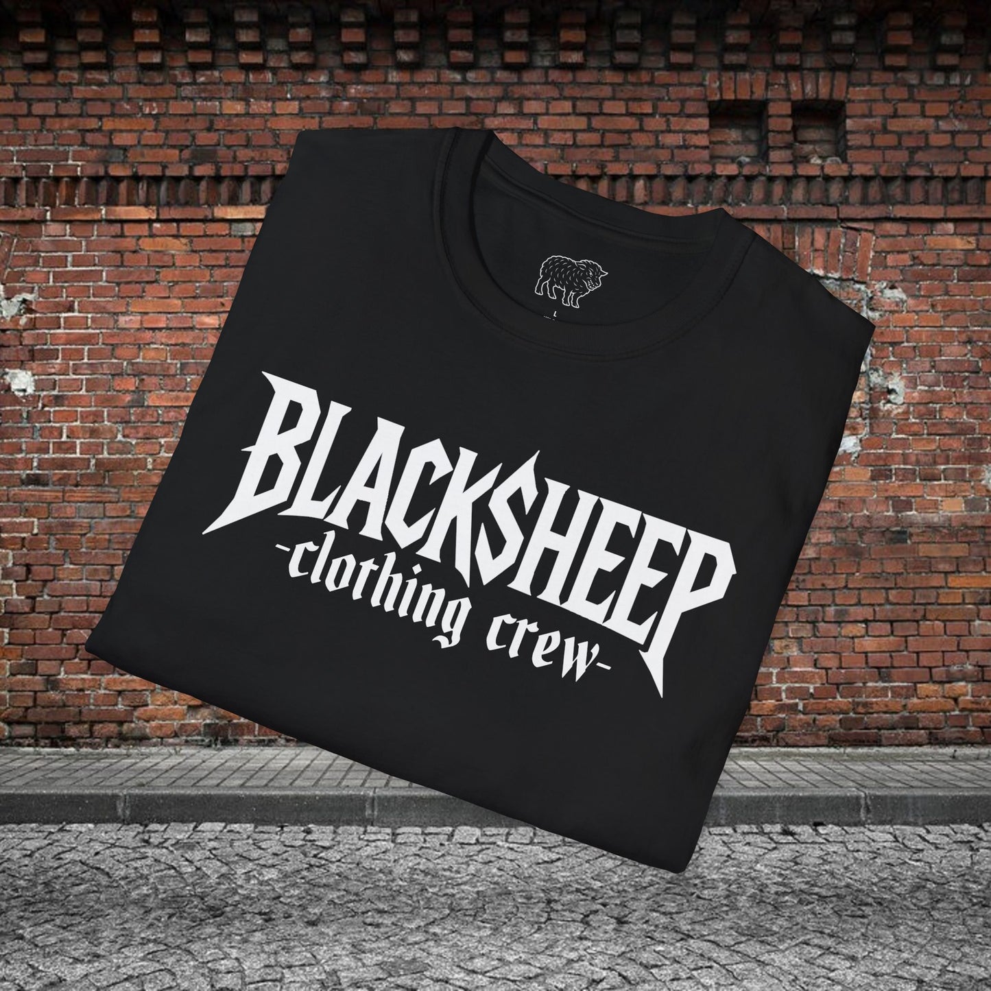 CLASSIC TEE